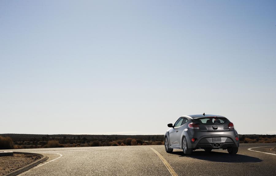  Hyundai Veloster Turbo 2012 года  (фото 25 из 244)